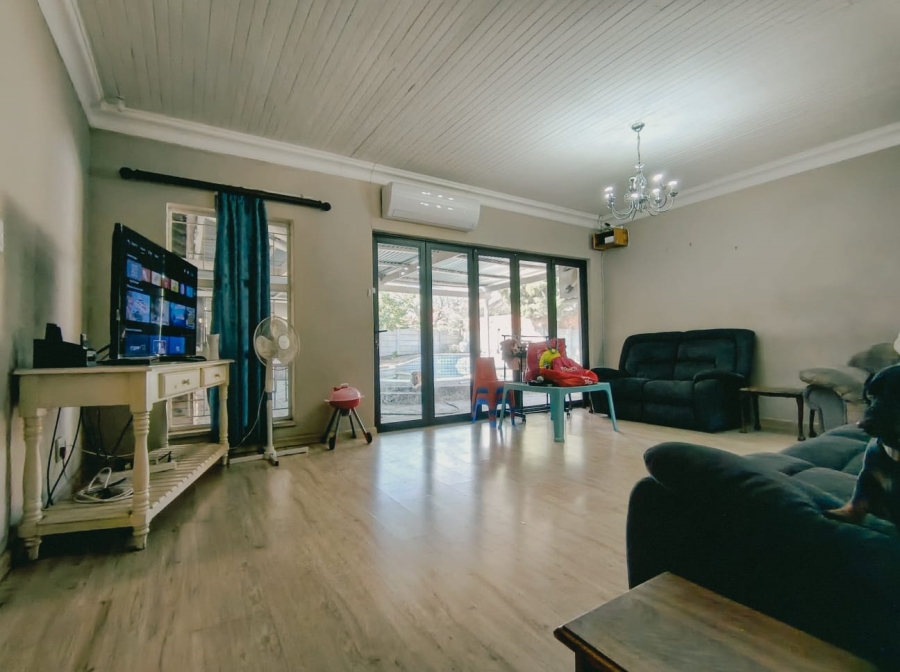 4 Bedroom Property for Sale in Wilkoppies North West